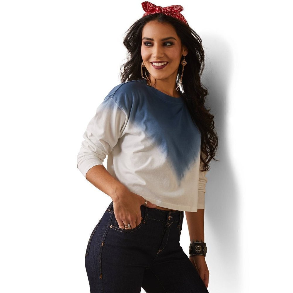 Ariat Women's Relaxed Fit Long Sleeve Howdy Ombre Crop Top Shirt
